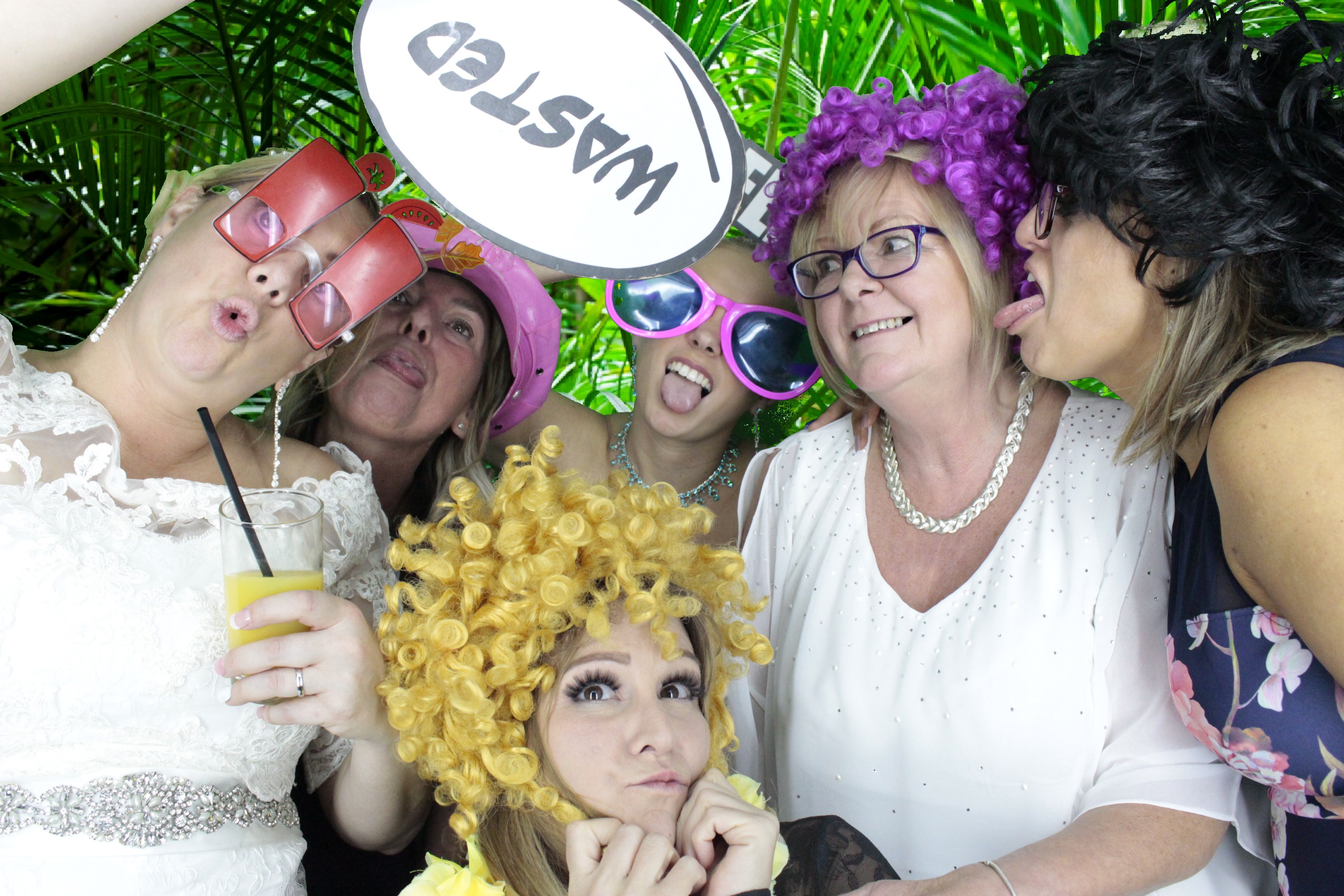 Mr & Mrs Johnson | View more photos from the event at gallery.myphotoboothexperience.co.uk/u/MyPhotoBoothExperienceLtd/Mr-Mrs-Johnson